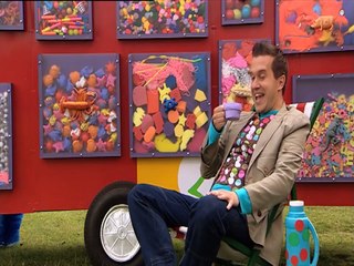 Mister Maker Comes to Town: The Shapes Dance