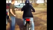Video divertenti Motocicletta pazzi, incidente in moto Completo. Da morire dalle risate #2
