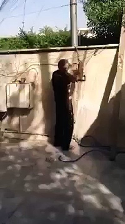 funny bijli wala VID-20151008-WA0064