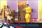 Zafri Khan best funny dance in Pakistani Punjabi Stage Drama funny clips - Dailymotion