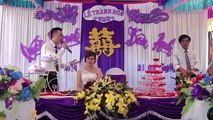 Clip chú rể Việt Nam hát trong đám cưới làm cô dâu xinh đẹp bật khóc