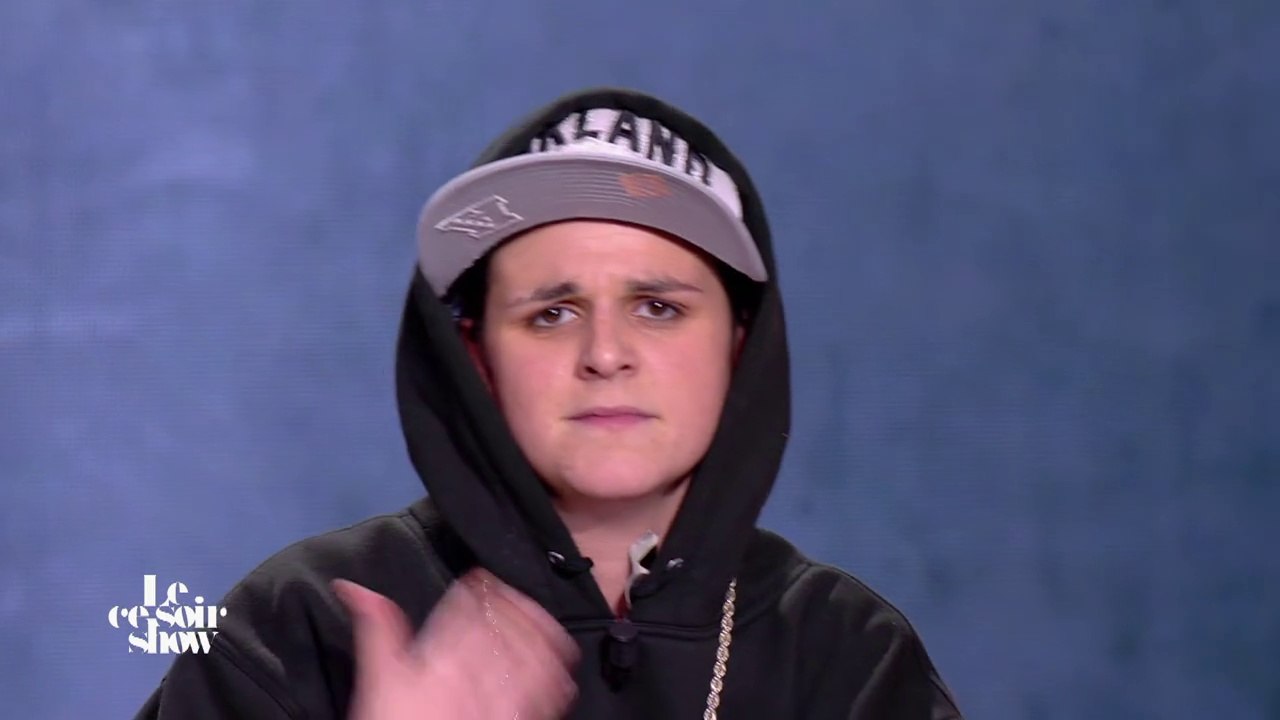 Laura Domenge #LeCeSoirShow - La recette de la charlottes aux fraises