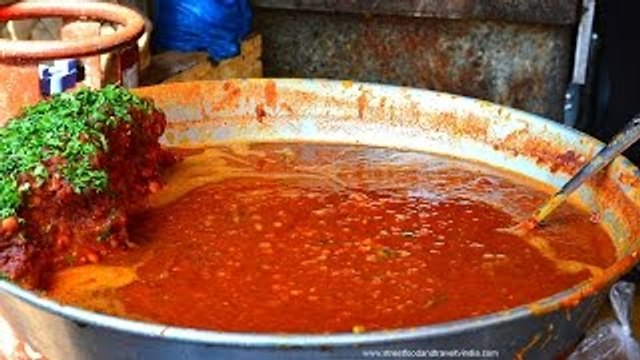 Indian Street Food Scene | Locals Favourite Foods Eating Every Day in India.