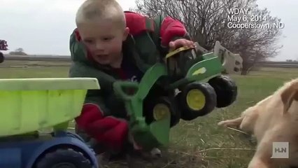 Watch- Dog protects lost 3-year-old