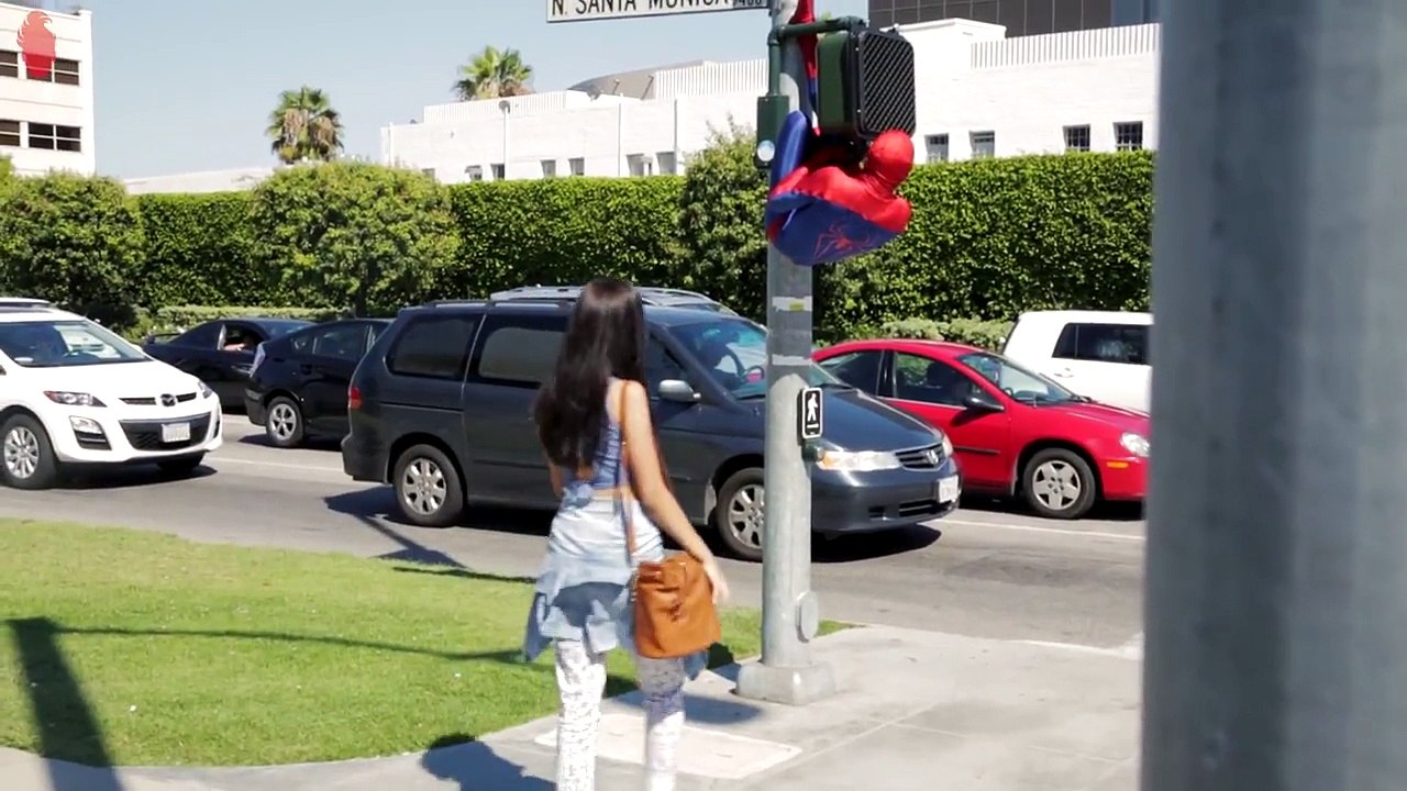 Spiderman Kissing Prank - Turkish Comedian Hayrettin