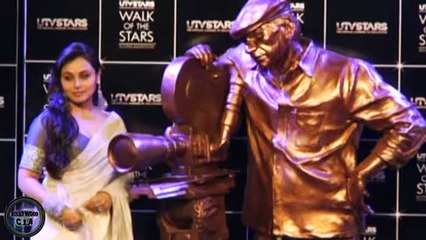 Rani Mukherjee's SAREE SLIP