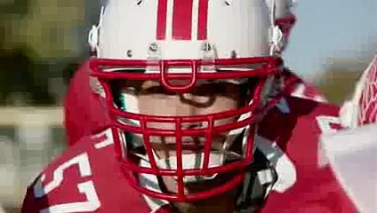 Victoria’s Secret Angels Play Football