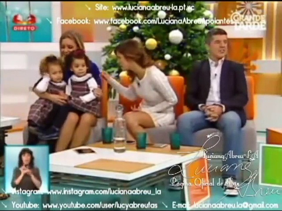 Luciana Abreu - surpreendida pelas Filhas, Mãe e Irmã