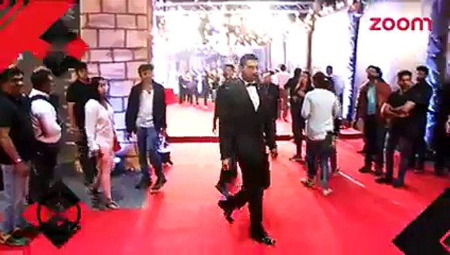 Deepika Padukone chops off Ranveer Singh's moustache _ Bollywood News _ #TMT