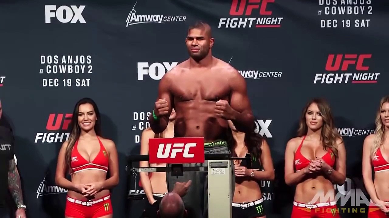 UFC on FOX 17 Weigh Ins: Junior dos Santos vs. Alistair Overeem