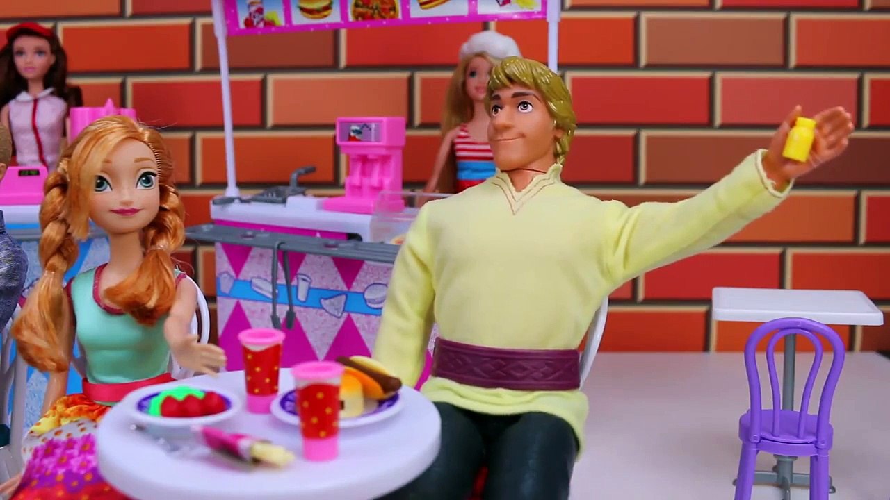 Frozen Food Fight with Anna Elsa Kristoff Ariel Rapunzel Belle Spiderman Disney Princess Play Doh