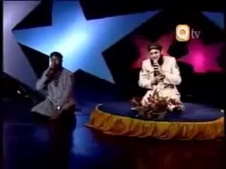 Bhur kay jhooli mairi mairay Sarkar nay...muskra kr kaha or kiya chaheyay