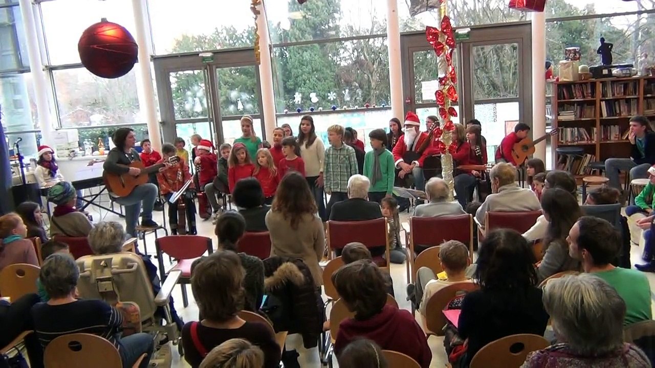 12 Le chêne et le roseau