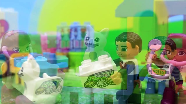Doc McStuffins Duplo Lego Veterinarian with Superhero Pets for Superman and Batman with Spiderman