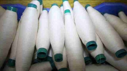 La seda india de Cachemira lucha por mantenerse a flote