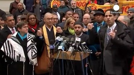 Donald Trumpın ırkçı sözlerine tepkiler dinmiyor