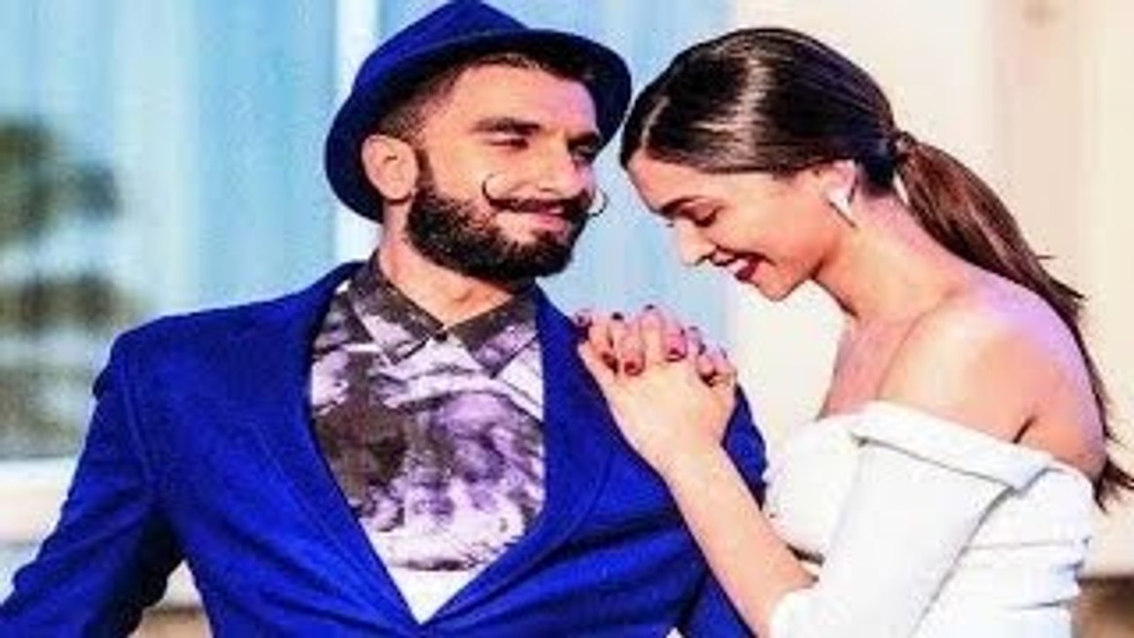 Deepika Padukone feels NAKED in front of Ranveer Singh
