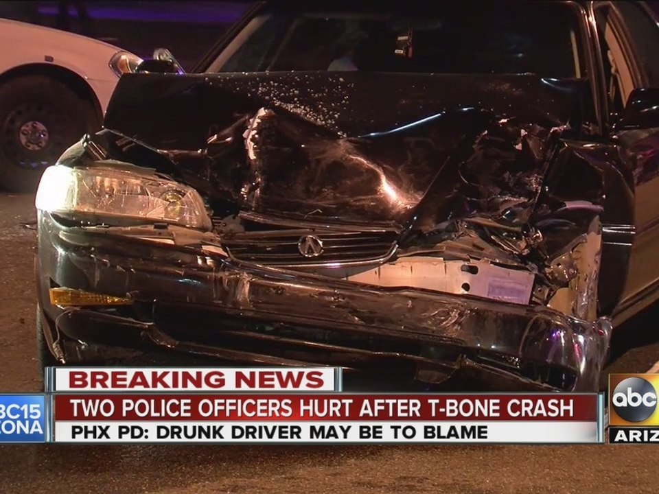 Police officers hurt in crash