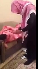 Sabah Namazına Kalkmayan Çocukları ŞOK ALETİ İle Uyandıran Baba..