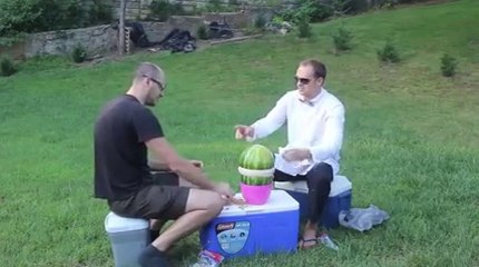 Paket Lastik İle Karpuz Patlatma