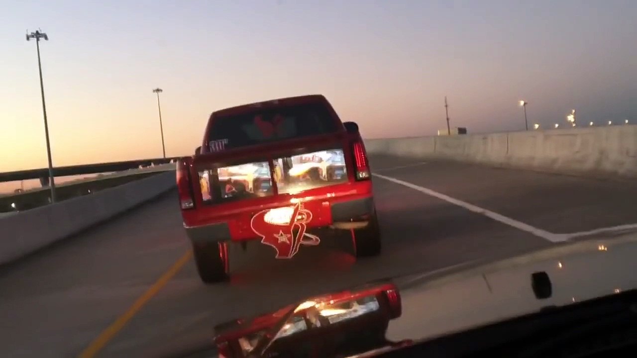 TV screens on the tailgate