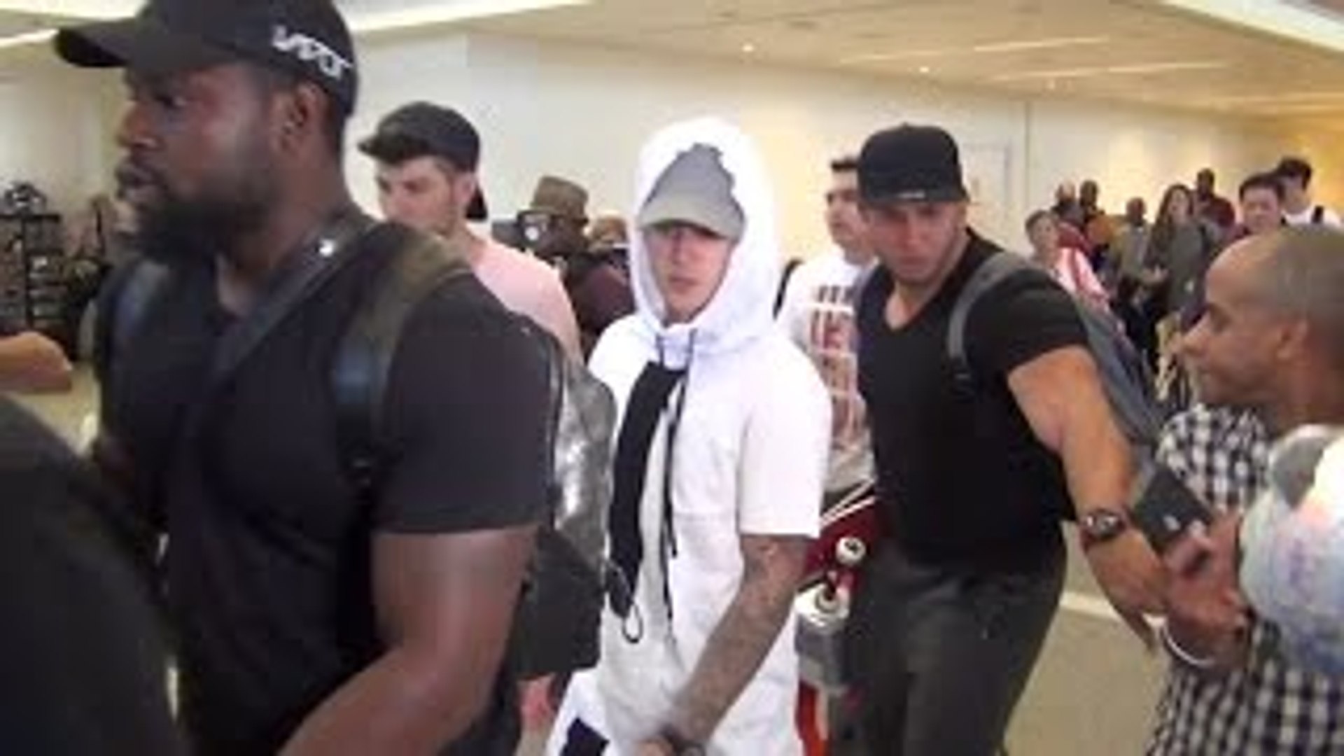 ⁣Justin Beiber Departing At LAX Airport In Los Angeles