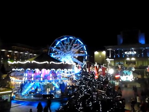 Brest. marché noël 2015 fermera ses portes se soir à Brest.