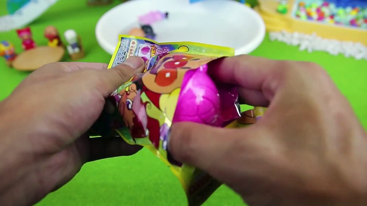 びっくらたまご アンパンマン ミージャと魔法のランプ編 Bikkura tamago bath salts!～Miija and the Magic Lamp Edition～