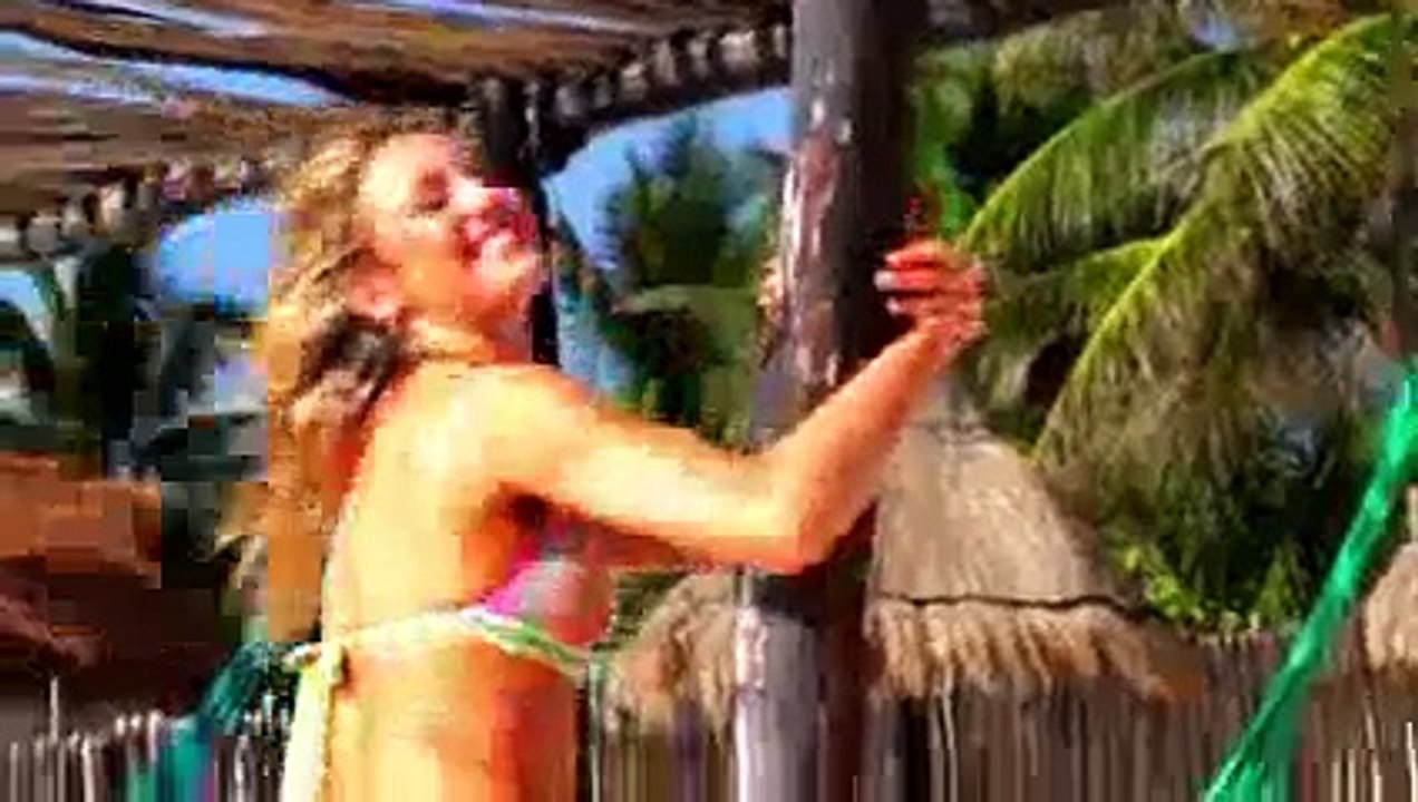 Victorias Secret Swim 2011 - Beaches, Bikinis and Bombshells!