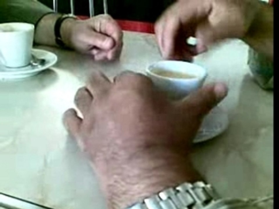 Chez Caruso tasses