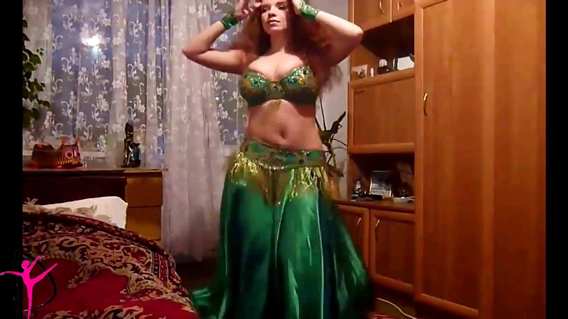 مش صافيناز .رقص شرقي مصري .Hot Belly Dance