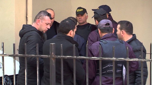 GRABITJA E BANKES TE STACIONI I TRENIT, PROKURORIA DERGON NE GJYQ 8 PERSONA