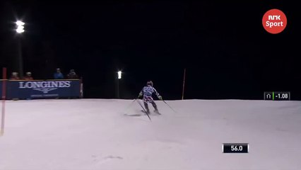 Marcel Hirscher échappe à un crash de drone en plein slalom