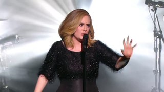 Adele - Hello (Live at the NRJ Awards)_7