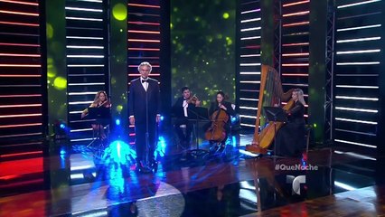 Descargar video: Andrea Bocelli canta “The Music of the Night” | Que Noche | Telemundo