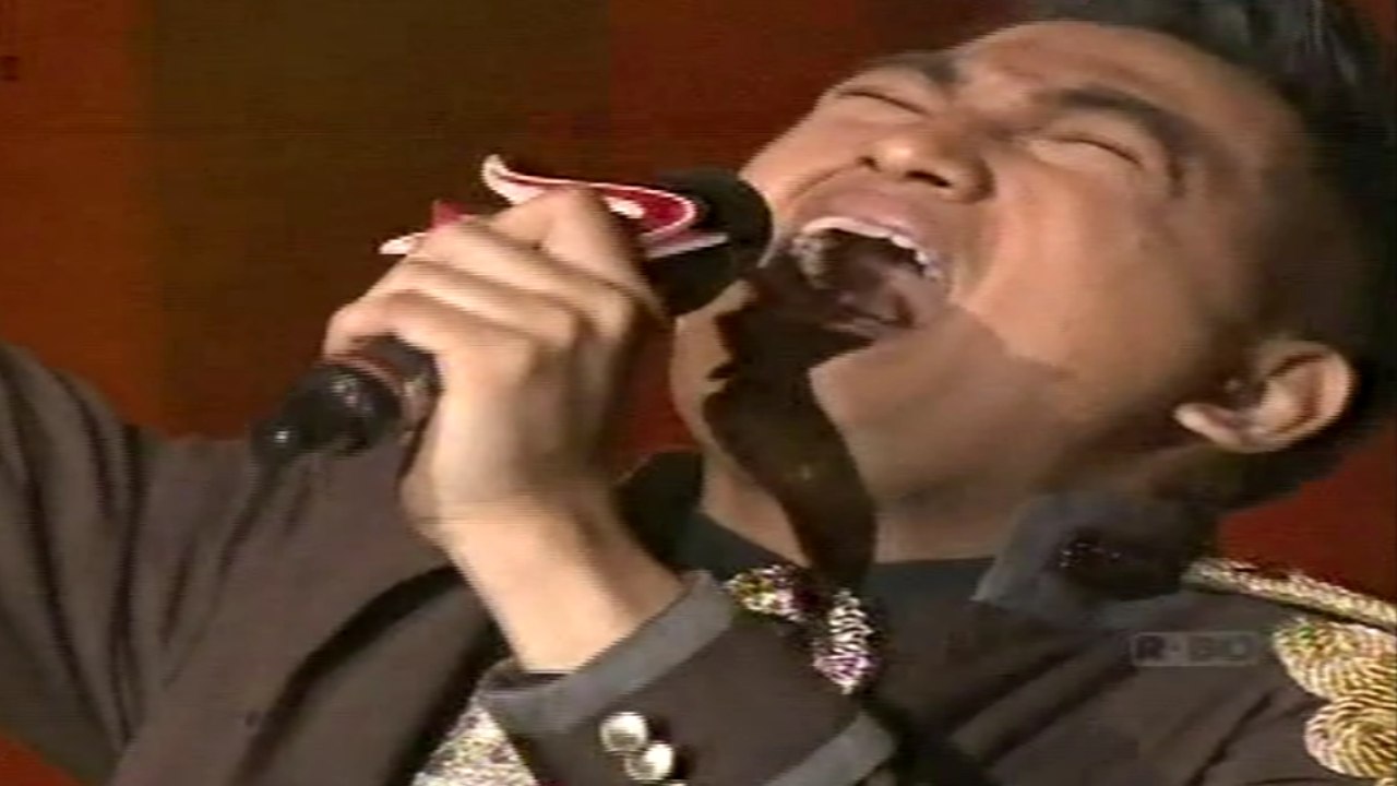 Irwan DA2 (Indonesia) Pangeran Dangdut - D'Academy Asia TOP 6 23 Desember 2015