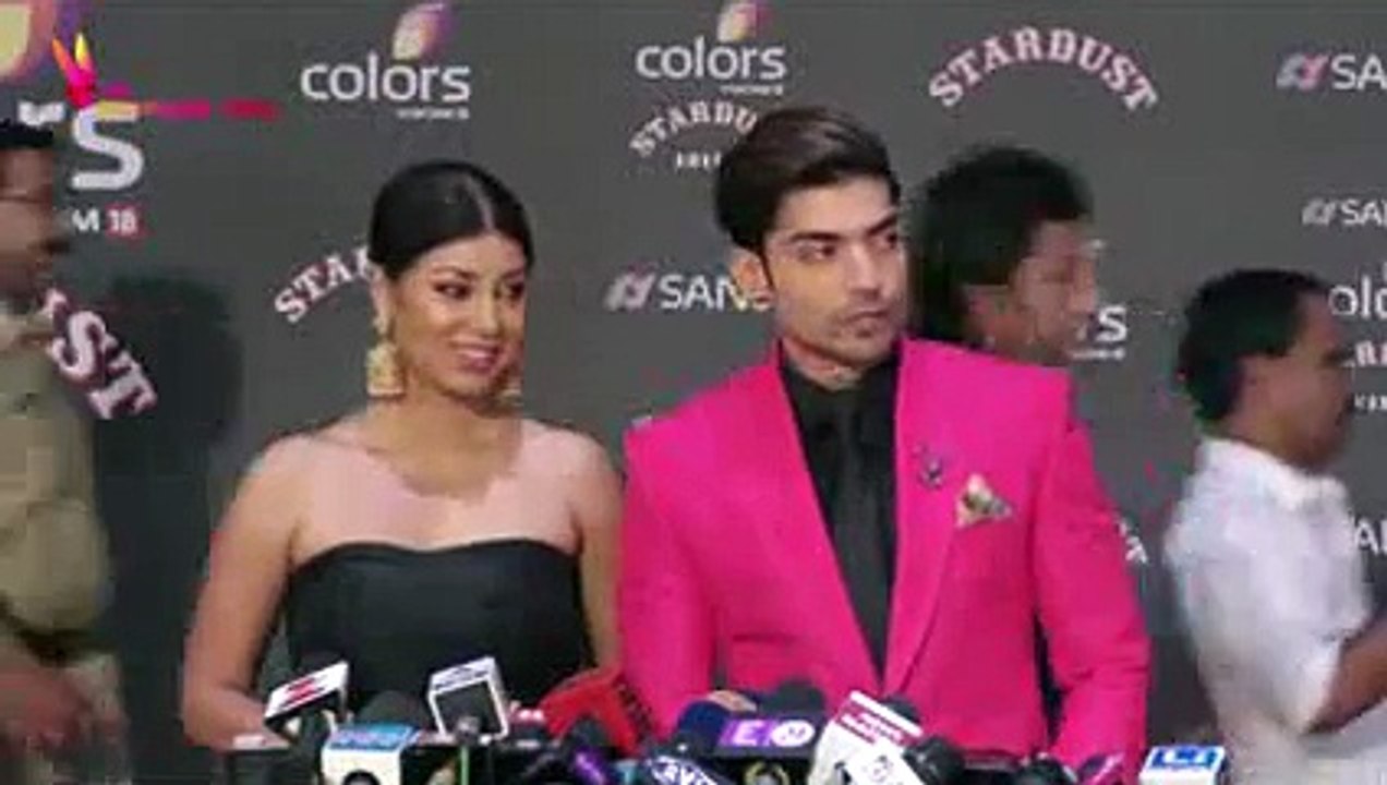 Gurmeet Choudhary And Debina Bonnerjee Along With Other Celebs At Stardust Awards 2015