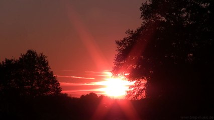 10 Minutes Golden Light Meditation - Sunset - Yoga Music - Relaxation - BMP-Music