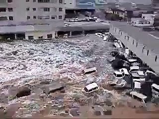 Dangerous Flood in sea..OMG God help people