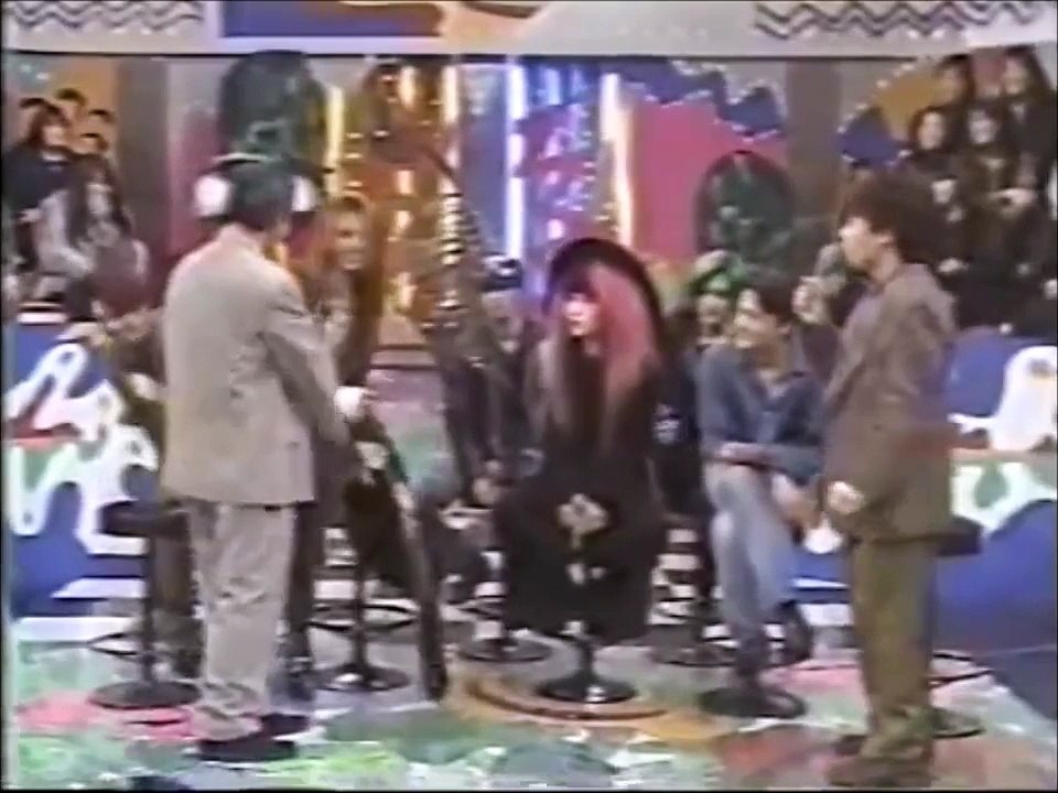 【照れに注目】YOSHIKIとHIDEが恥ずかしい思い出を語る