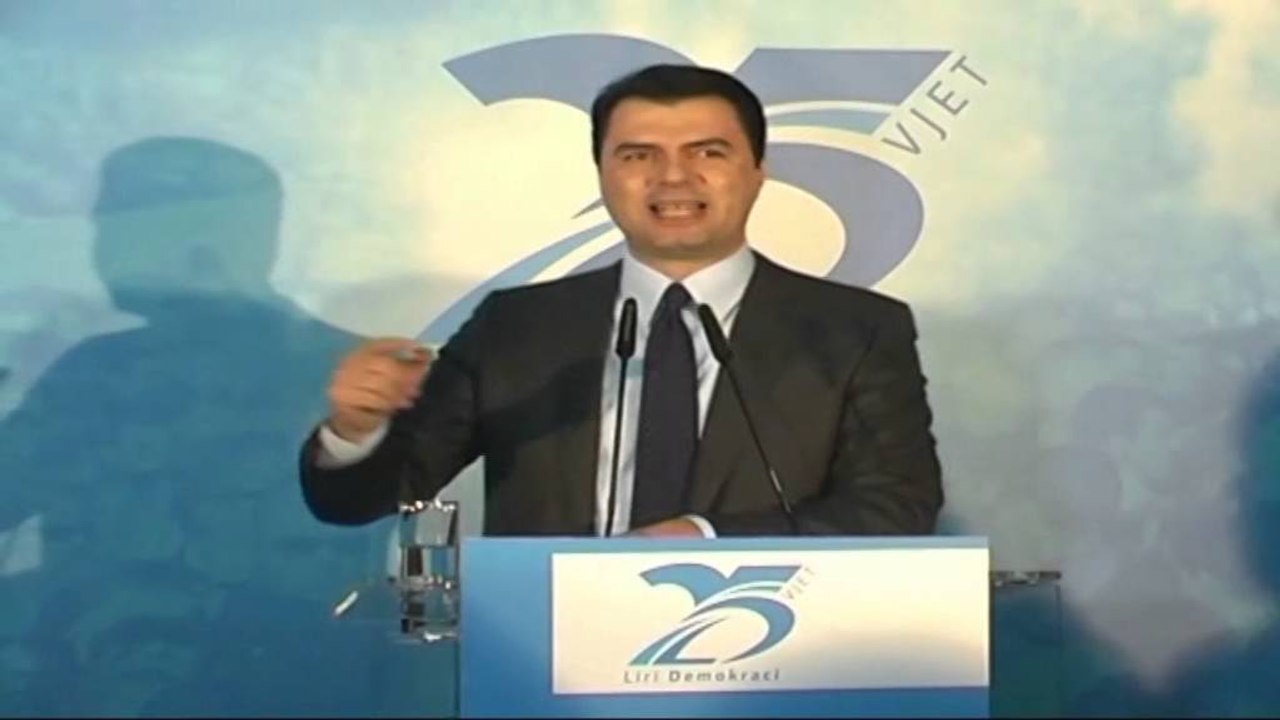 LULZIM BASHA DEKLARON NGA KORÇA SE OPOZITA NUK DO TE TERHIQET NGA MOSBINDJA CIVILE LAJM