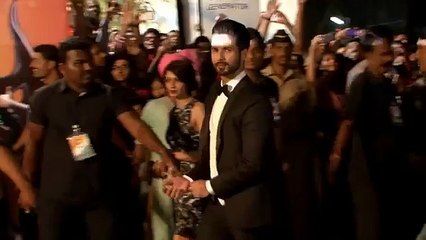 Rangoon 1st Look_ Shahid Kapoor As Soldier