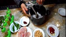 طريقة عمل بامية (قناوية بالتونسى) بالدجاج  -المطبخ التونسي - Tunisian Cuisine - Préparation de gombo