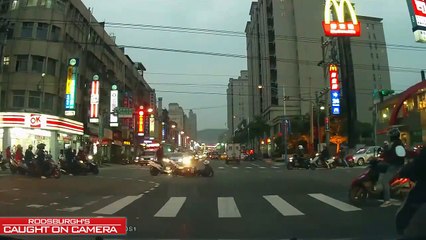 26 Worlds Most Shocking Truck Crashes of April 2015