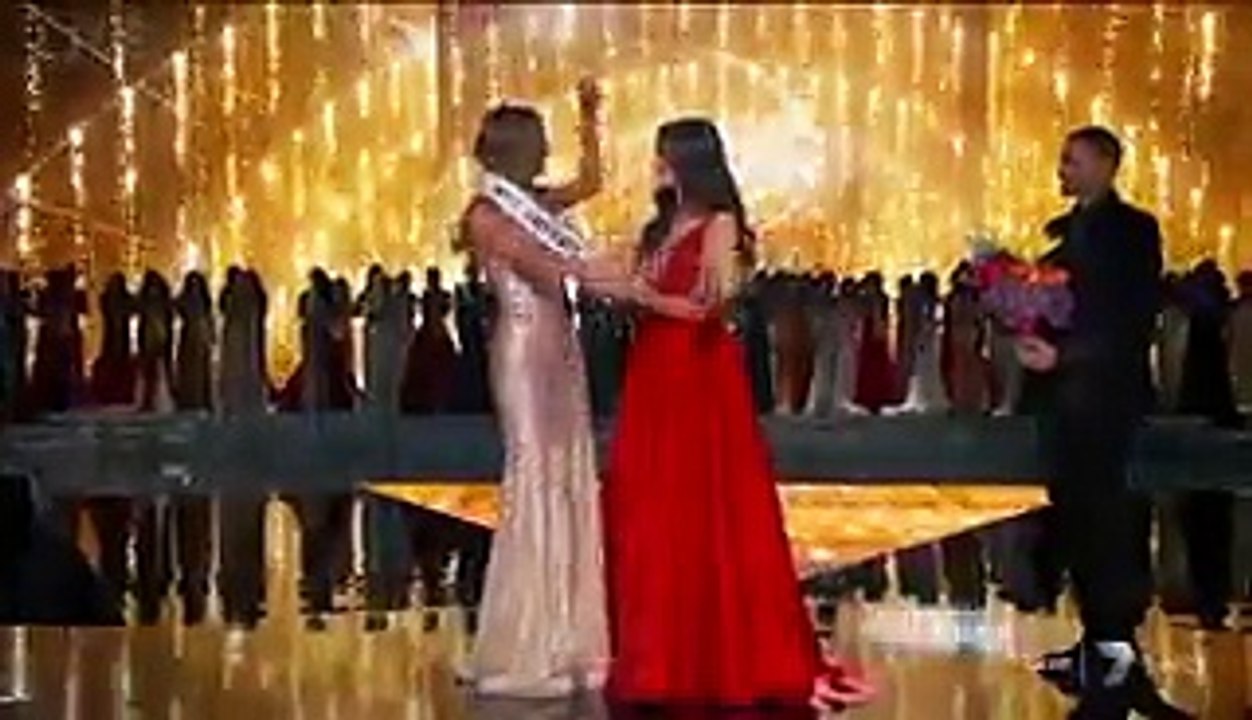 Miss Universe Colombia contestant Ariadna Gutierrez mistakenly announced as the winner of Miss Universe