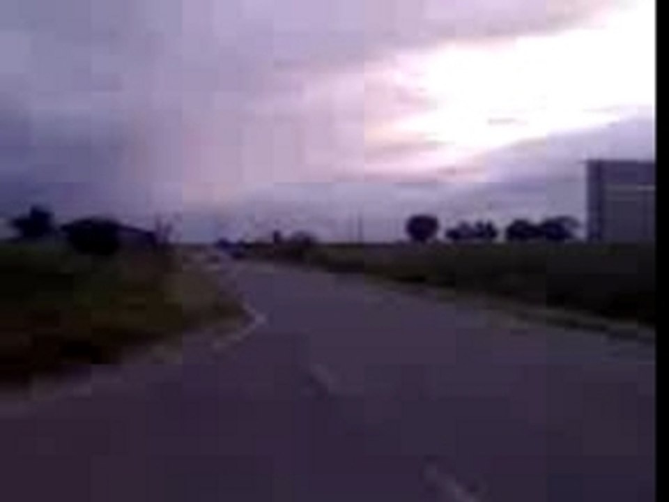 clio 16 vs 205 gti 1.9