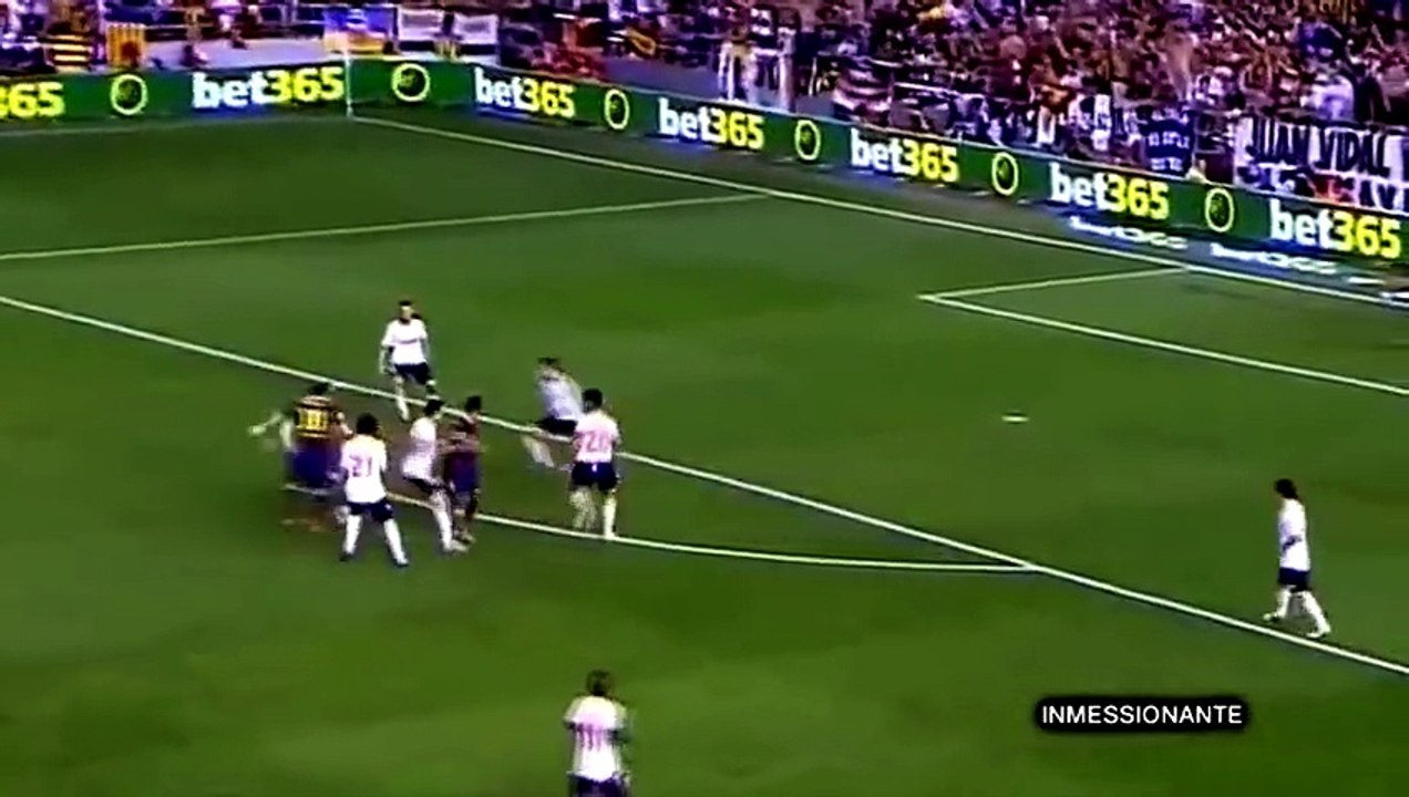 Lionel Messi ● Ultimate Tiki -Taka Skills  HD