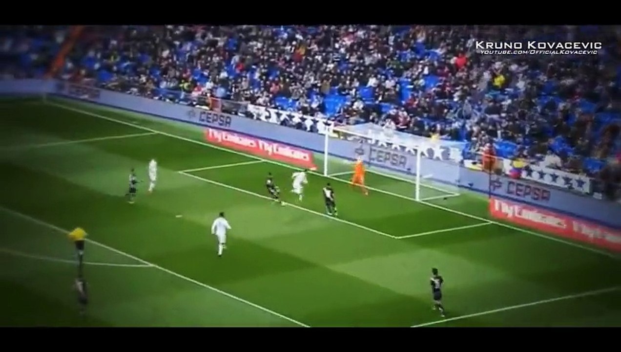 Gareth Bale ✪Tricks,Skills,Goals & Runs 2015/2016 HD✪ ©