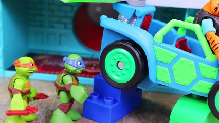 Teenage Mutant Ninja Turtles Patrol Buggy Racer Leo Tracks Tiger Claw and Newtralizer Steals Car