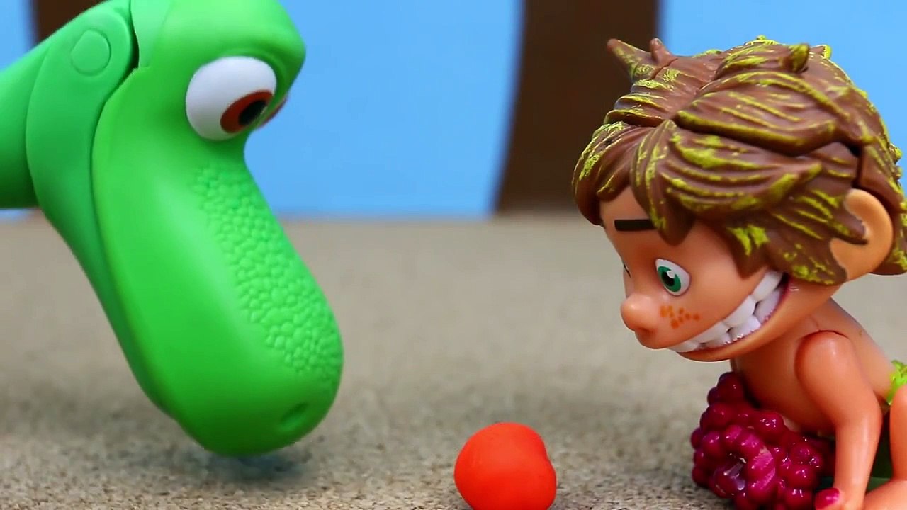 The Good Dinosaur Ultimate Arlo and Spot Toys Fight Over Play Doh ...